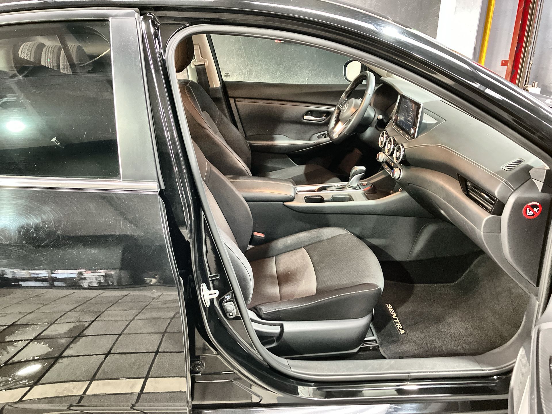 2022 Nissan SENTRA ADVANCE CVT 22