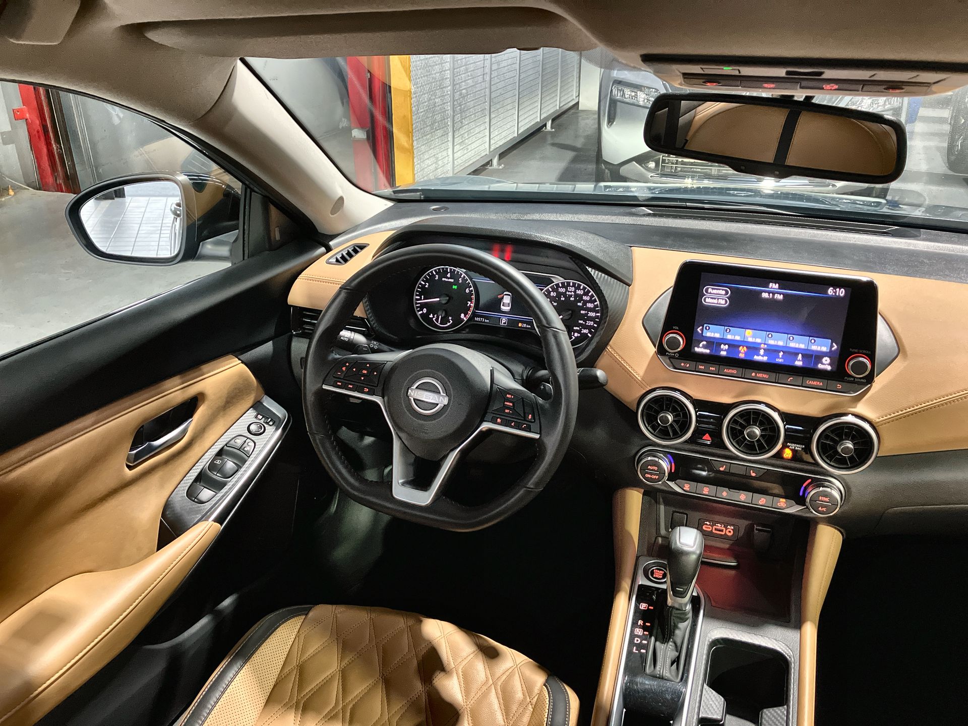 2024 Nissan SENTRA PLATINUM BITONO CVT 24