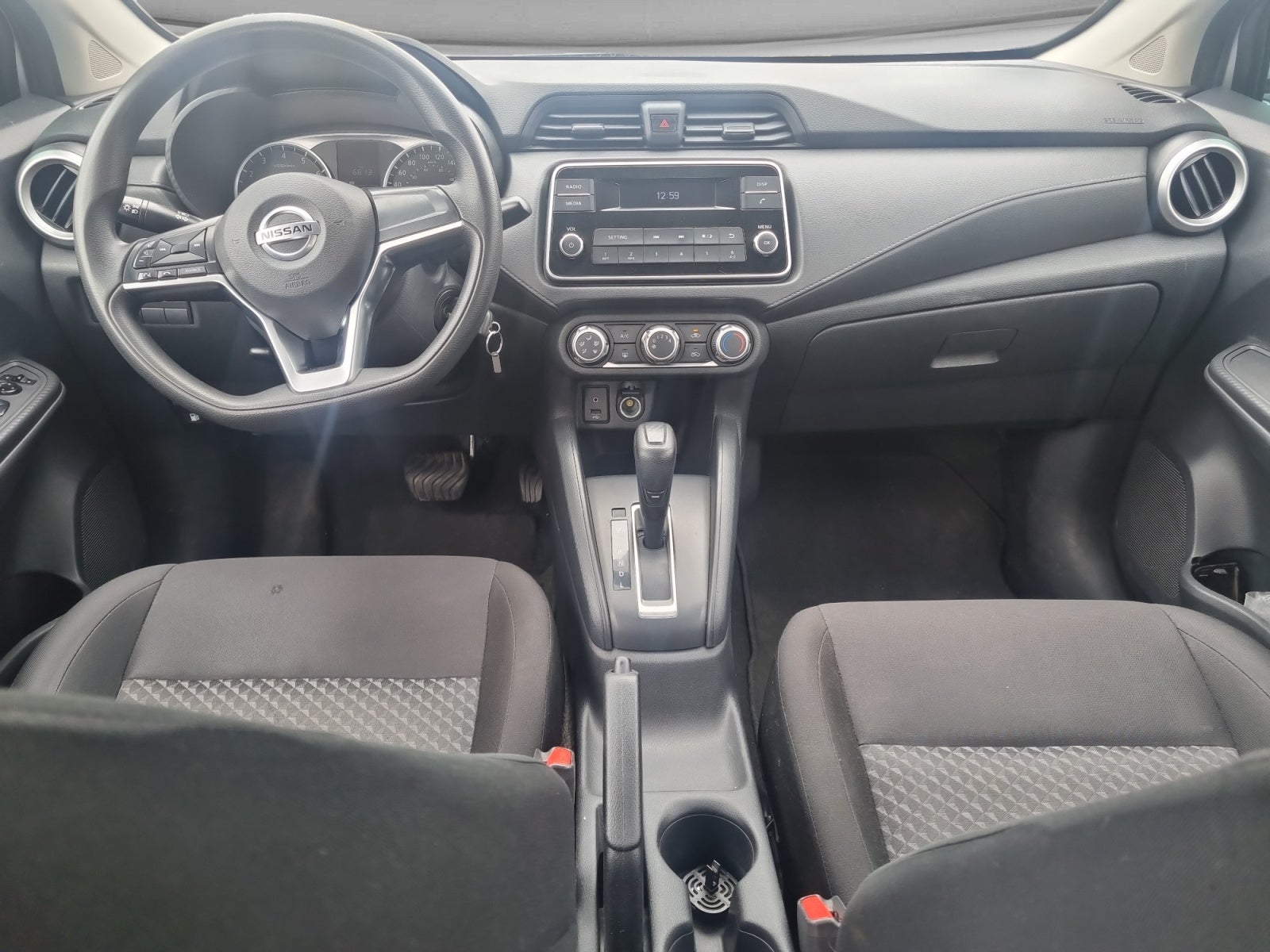 2021 Nissan VERSA SENSE CVT 21