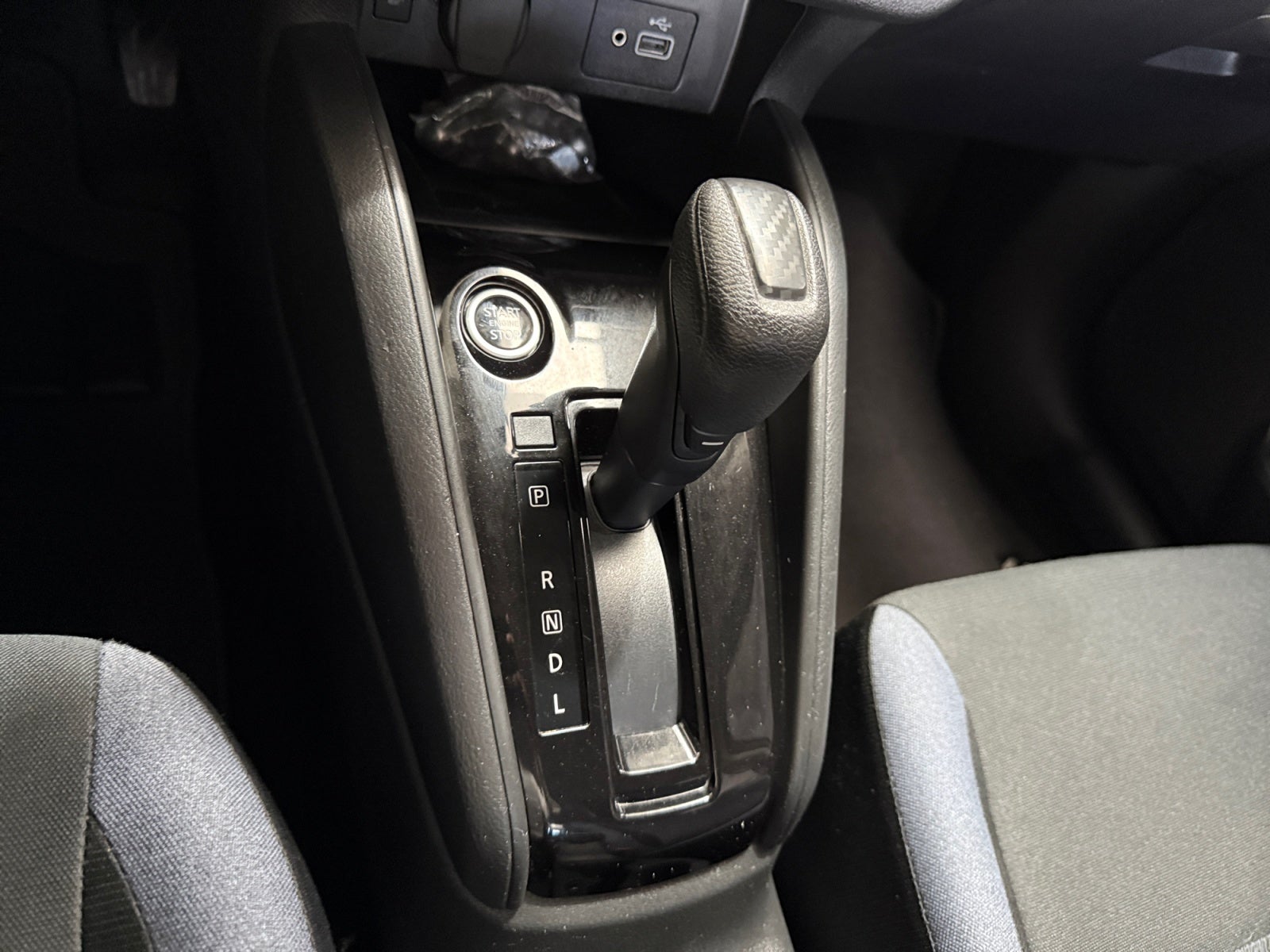 2023 Nissan VERSA ADVANCE CVT 23