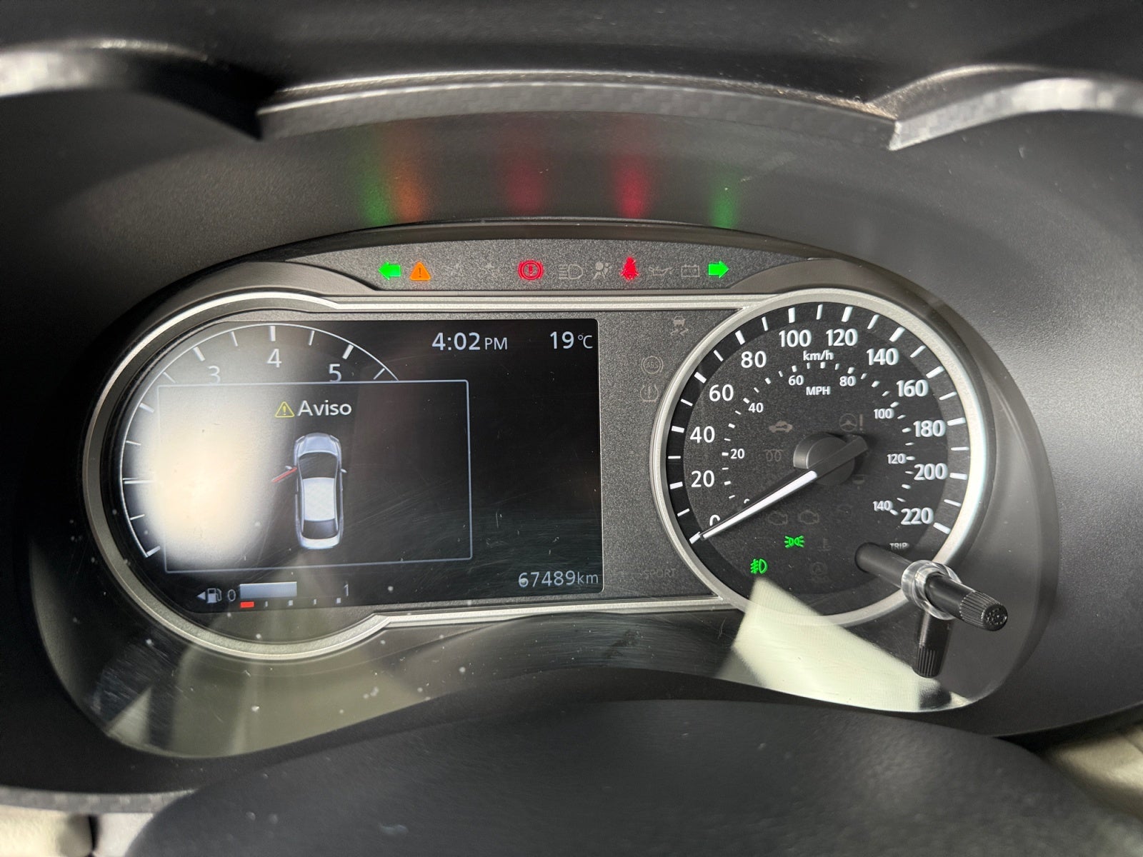 2022 Nissan VERSA ADVANCE MT 22