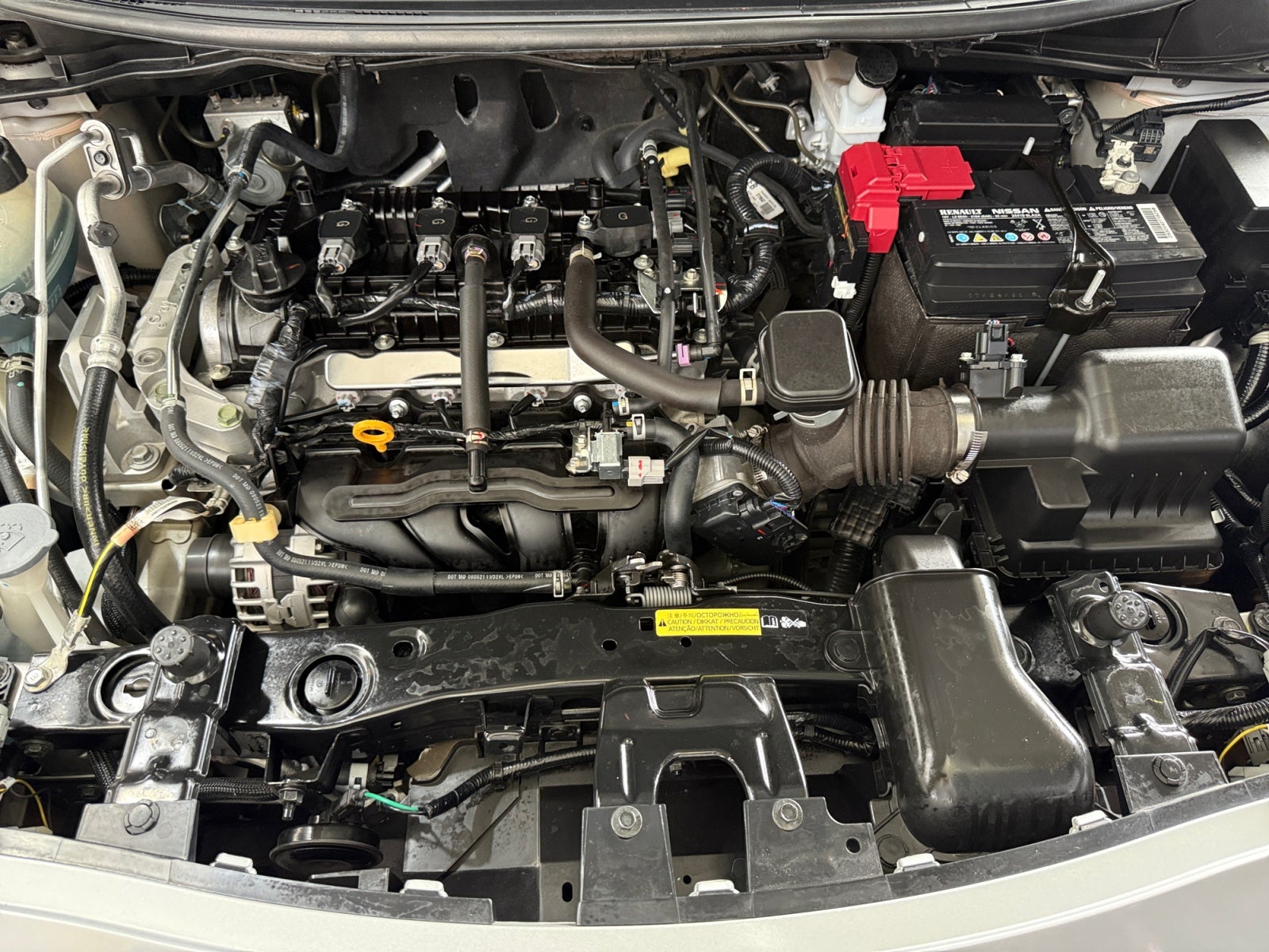 2022 Nissan VERSA ADVANCE MT 22