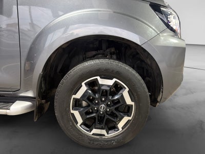 2023 Nissan FRONTIER PLATINUM LE TA 23