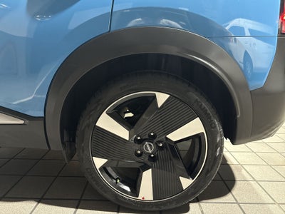 2025 Nissan KICKS PLATINUM CVT