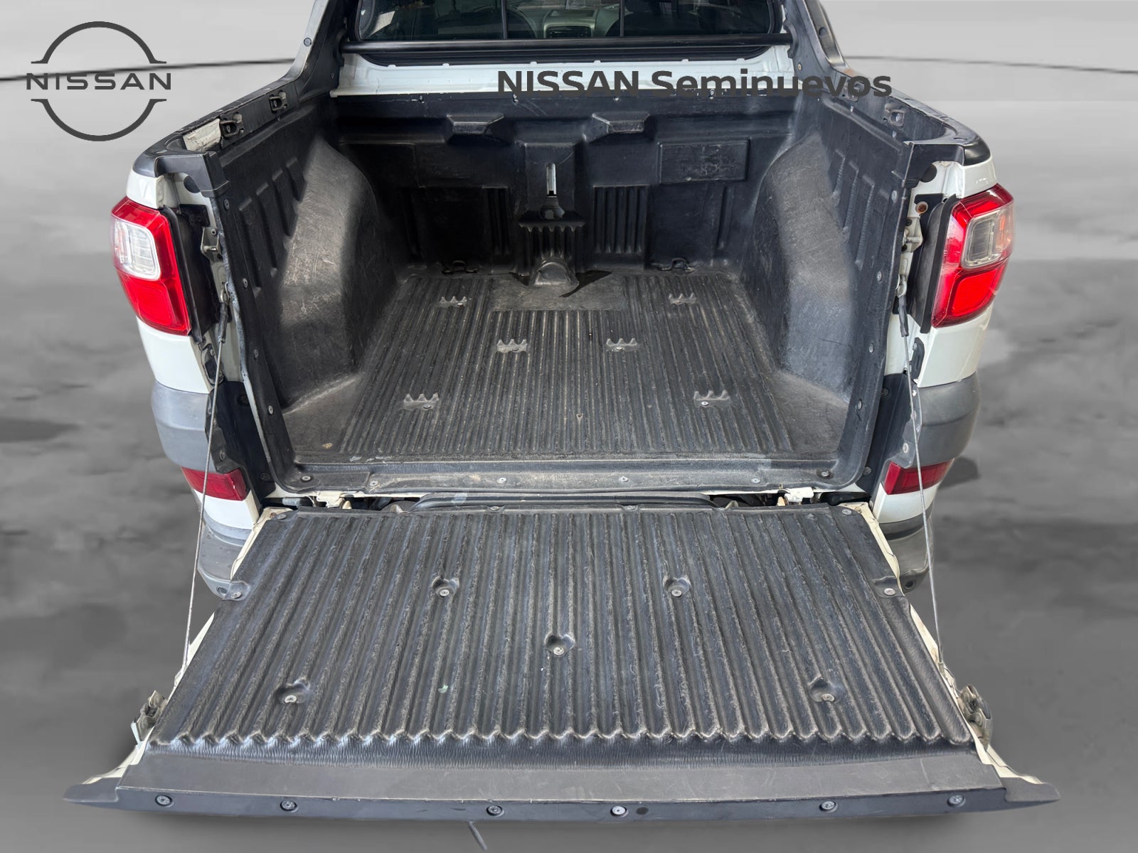 2018 RAM 700 SLT DOBLE CAB