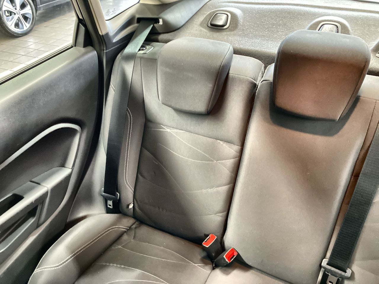 2017 Ford FIESTA SE AT 4 PTAS