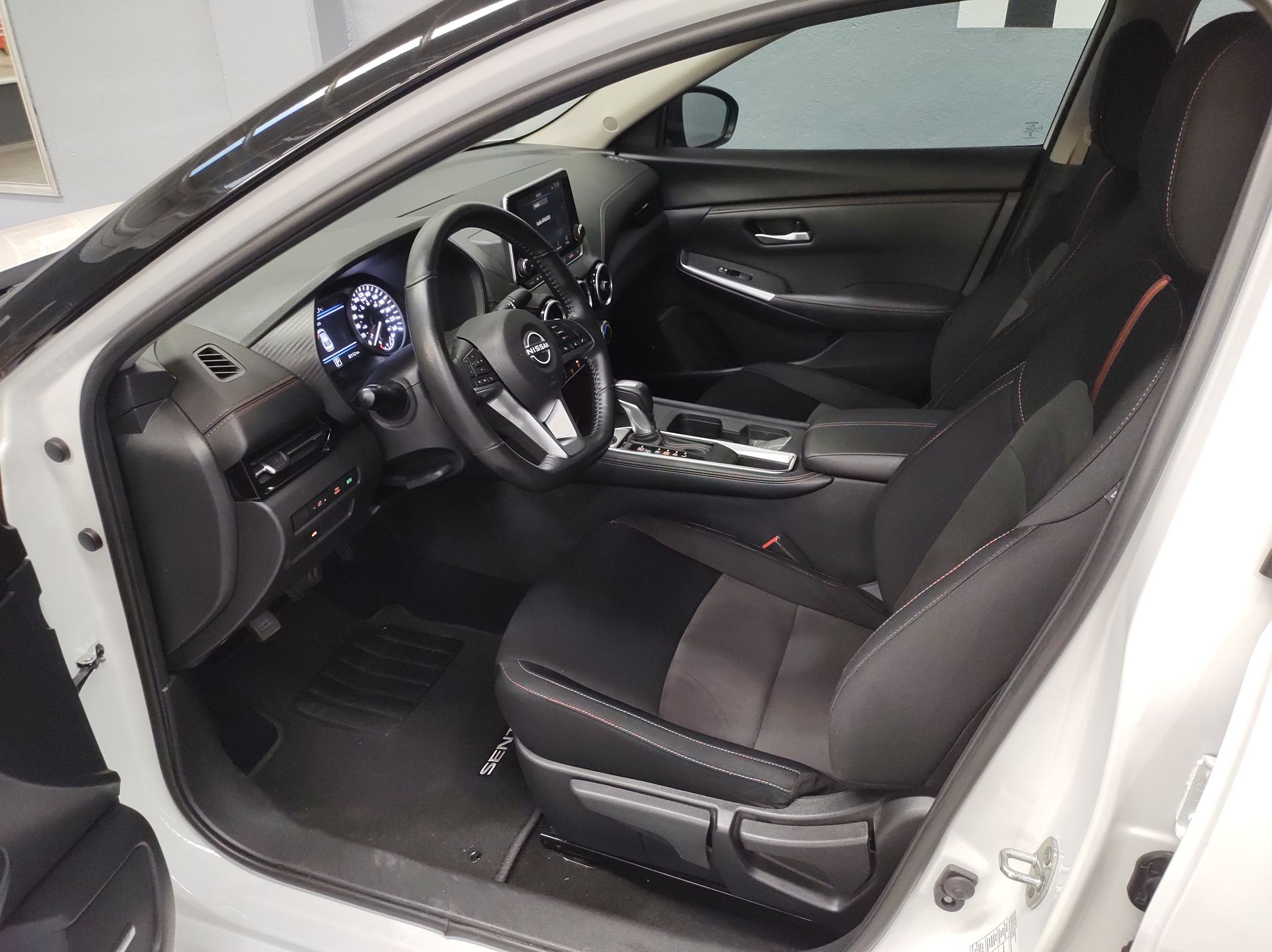 2024 Nissan SENTRA SR BITONO CVT 24