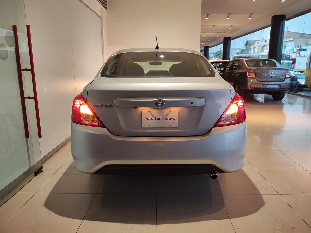 2018 Nissan VERSA ADVANCE MT AC