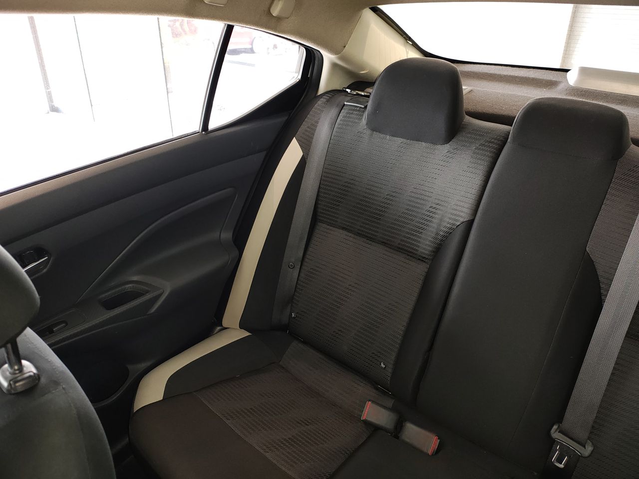2021 Nissan VERSA ADVANCE CVT 21