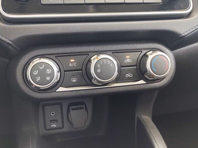 2021 Nissan VERSA SENSE MT 21