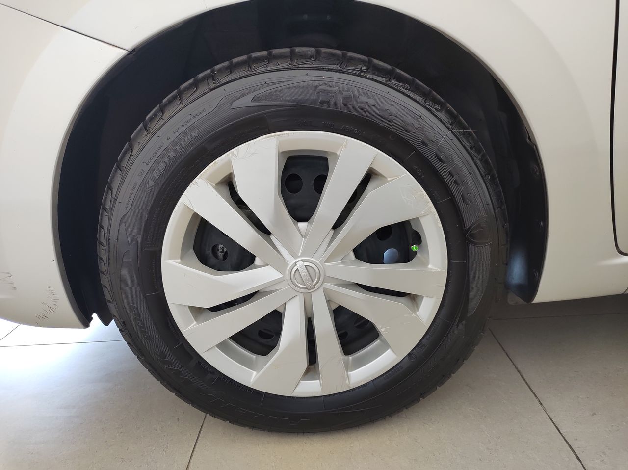 2021 Nissan VERSA SENSE MT 21