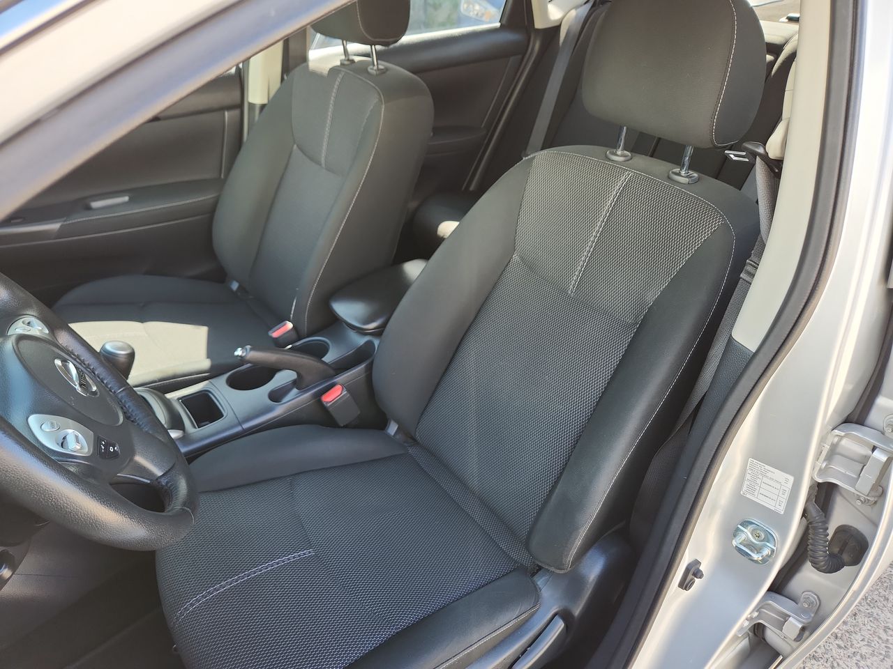 2018 Nissan SENTRA ADVANCE MT