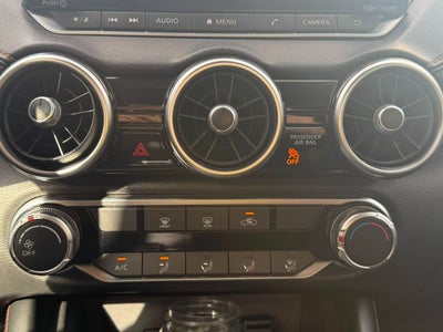 2023 Nissan SENTRA SENTRA SR BITONO CVT
