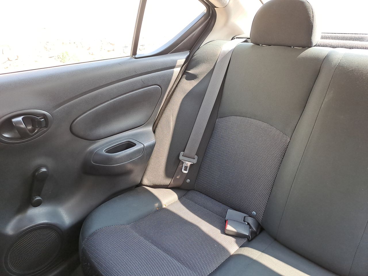 2020 Nissan VERSA MT AC 1.6L