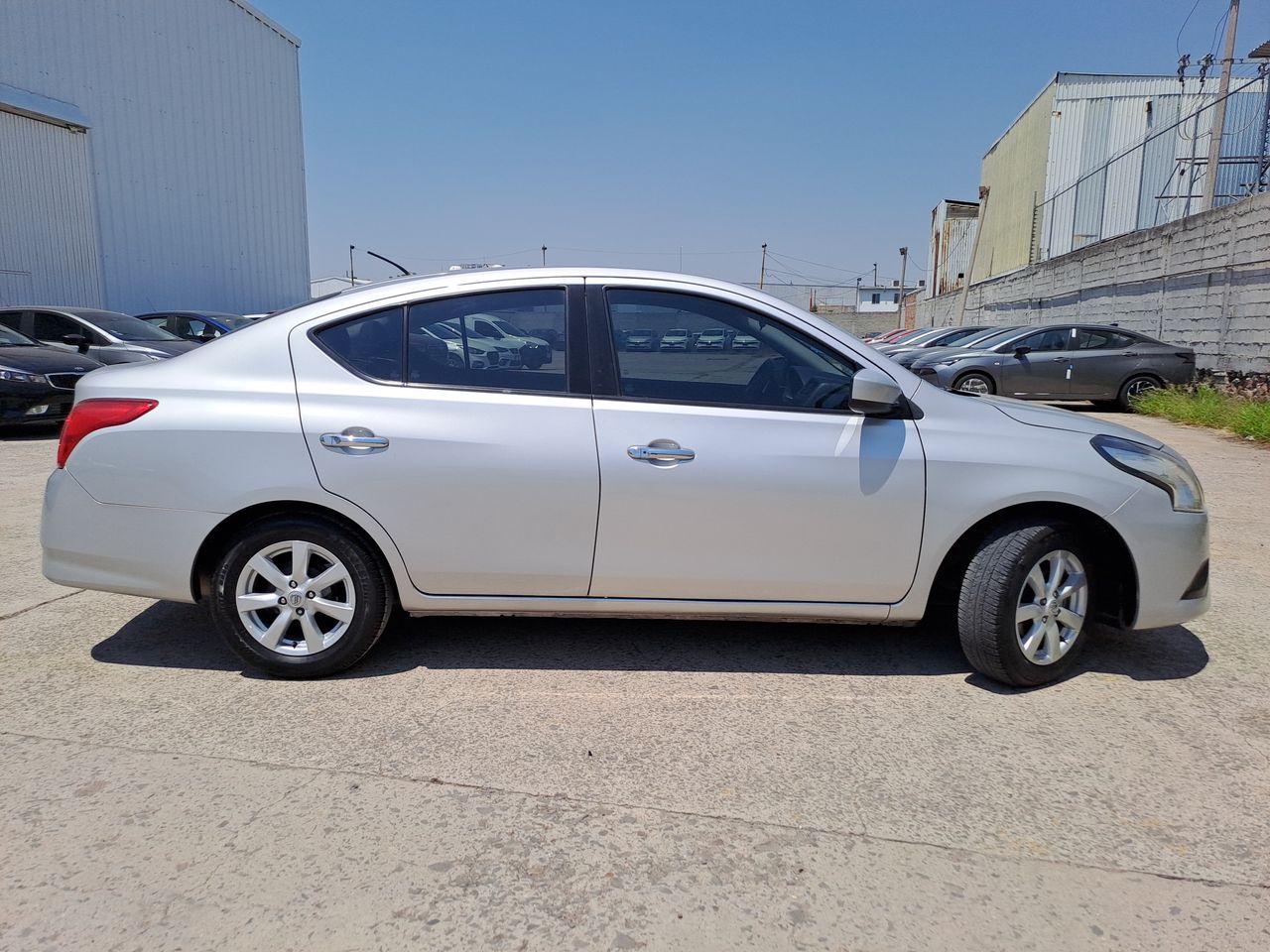 2019 Nissan VERSA SENSE AT AC