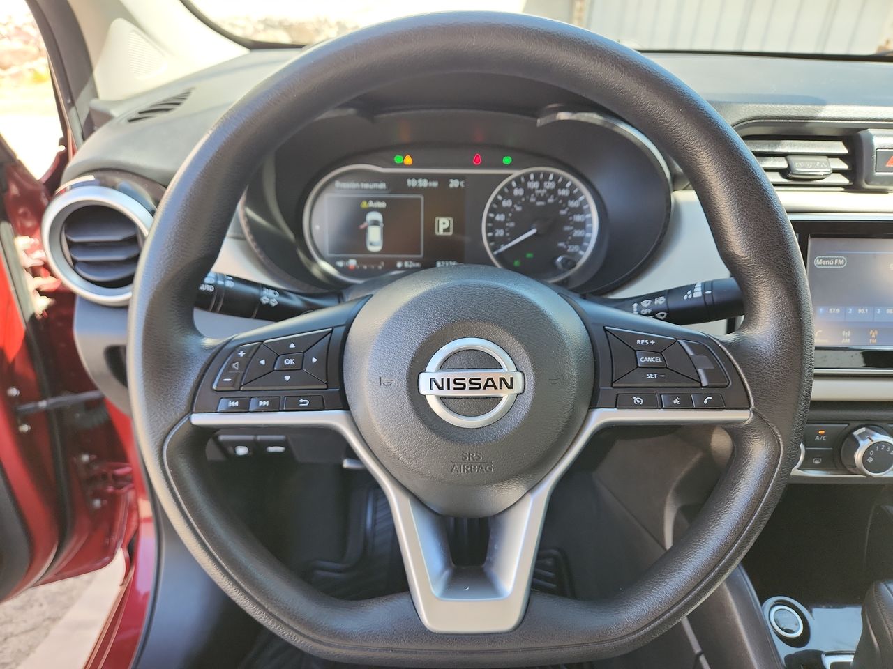 2022 Nissan VERSA ADVANCE CVT 22