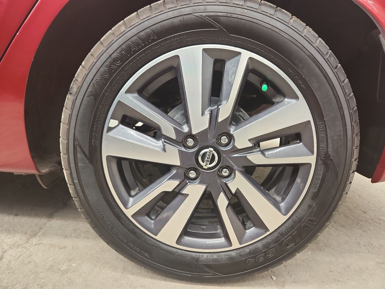 2022 Nissan VERSA ADVANCE CVT 22