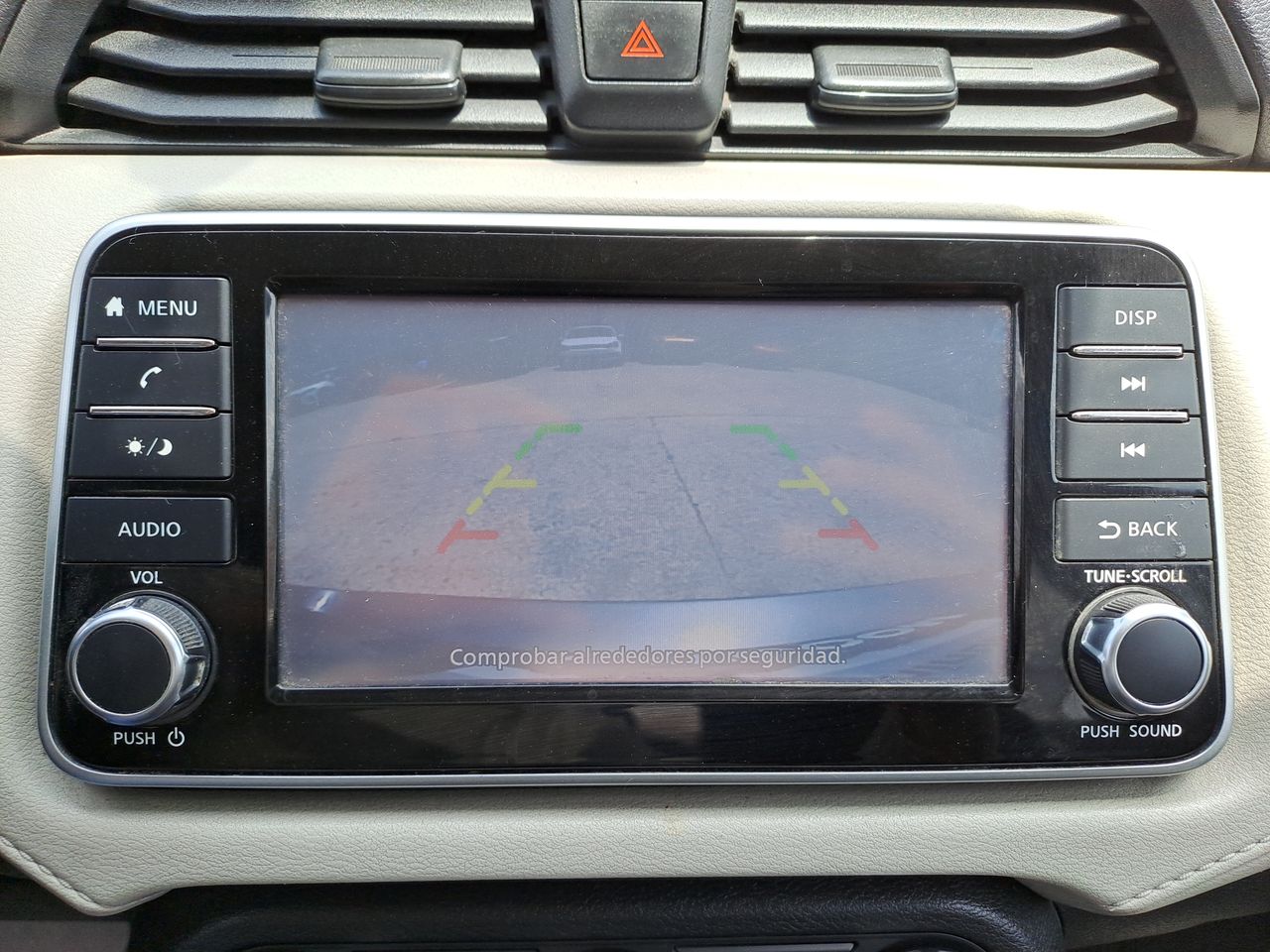 2021 Nissan VERSA ADVANCE CVT 21