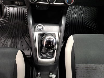 2022 Nissan VERSA ADVANCE MT 22