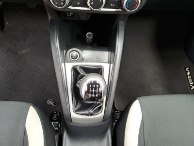 2021 Nissan VERSA ADVANCE MT 21