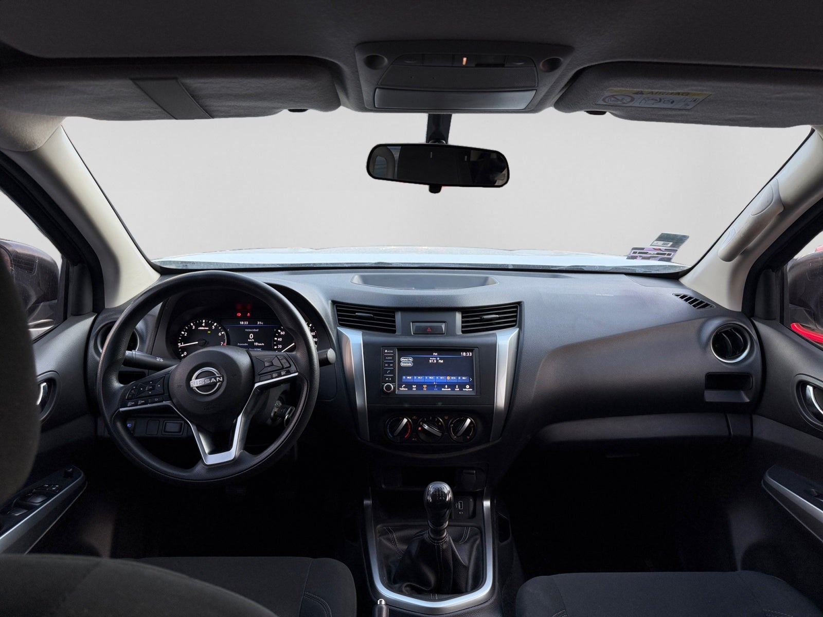 2024 Nissan FRONTIER FRONTIER LE TM