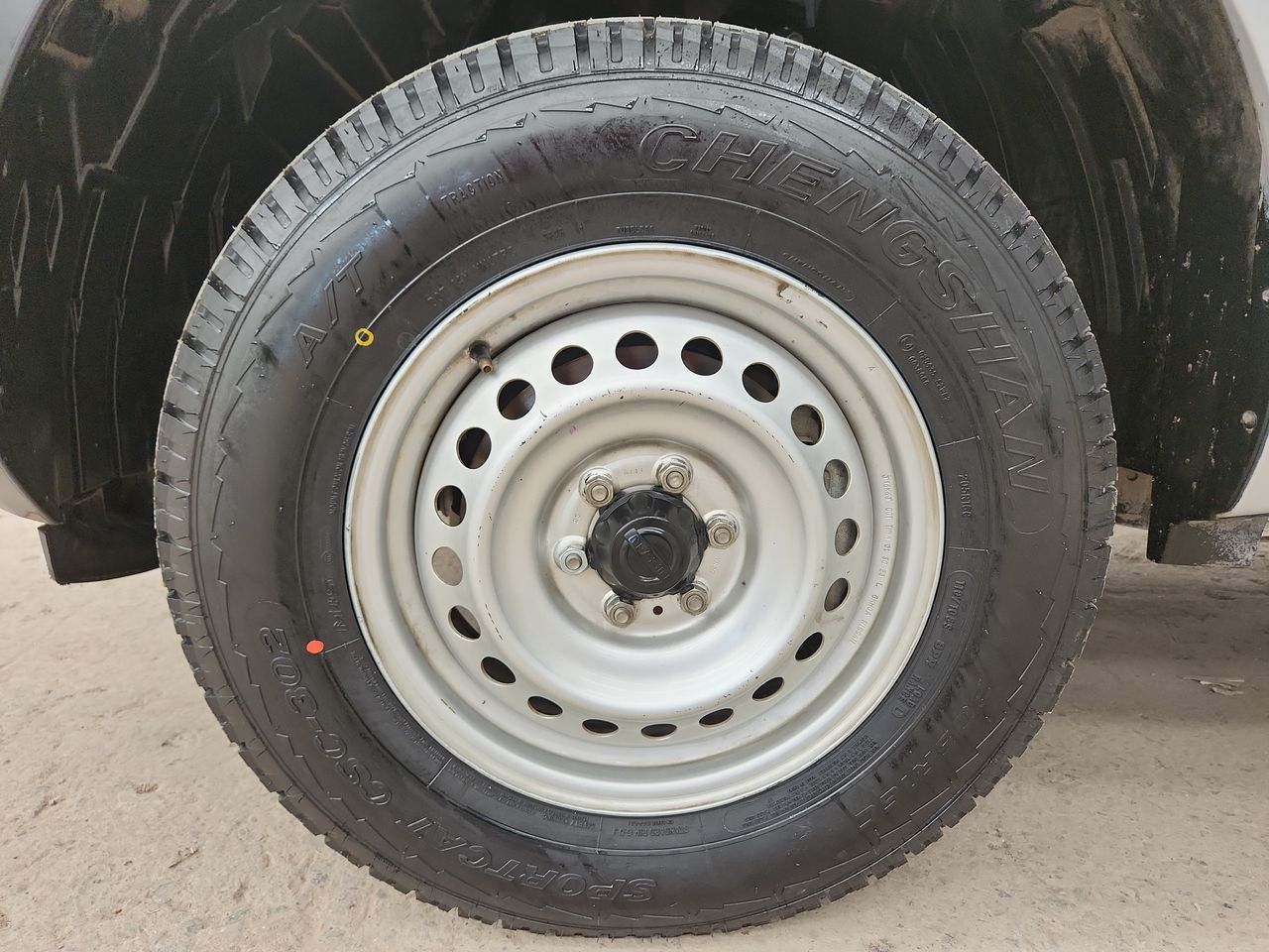 2023 Nissan NP300 CHASIS TM 23