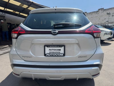 2023 Nissan KICKS KICKS ADVANCE CVT NEGRO