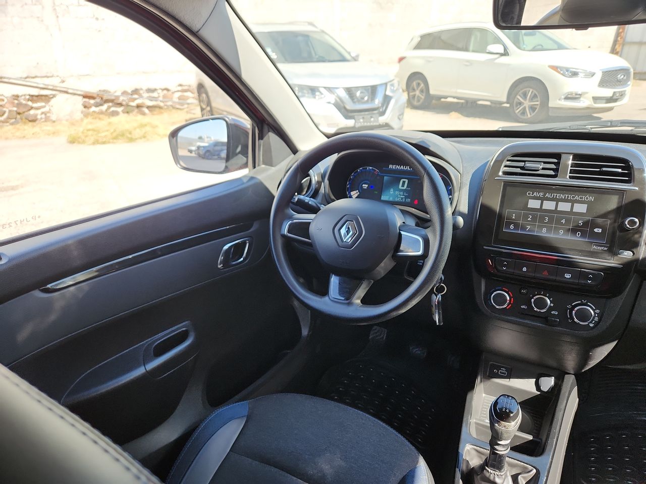 2023 RENAULT KWID ICONIC