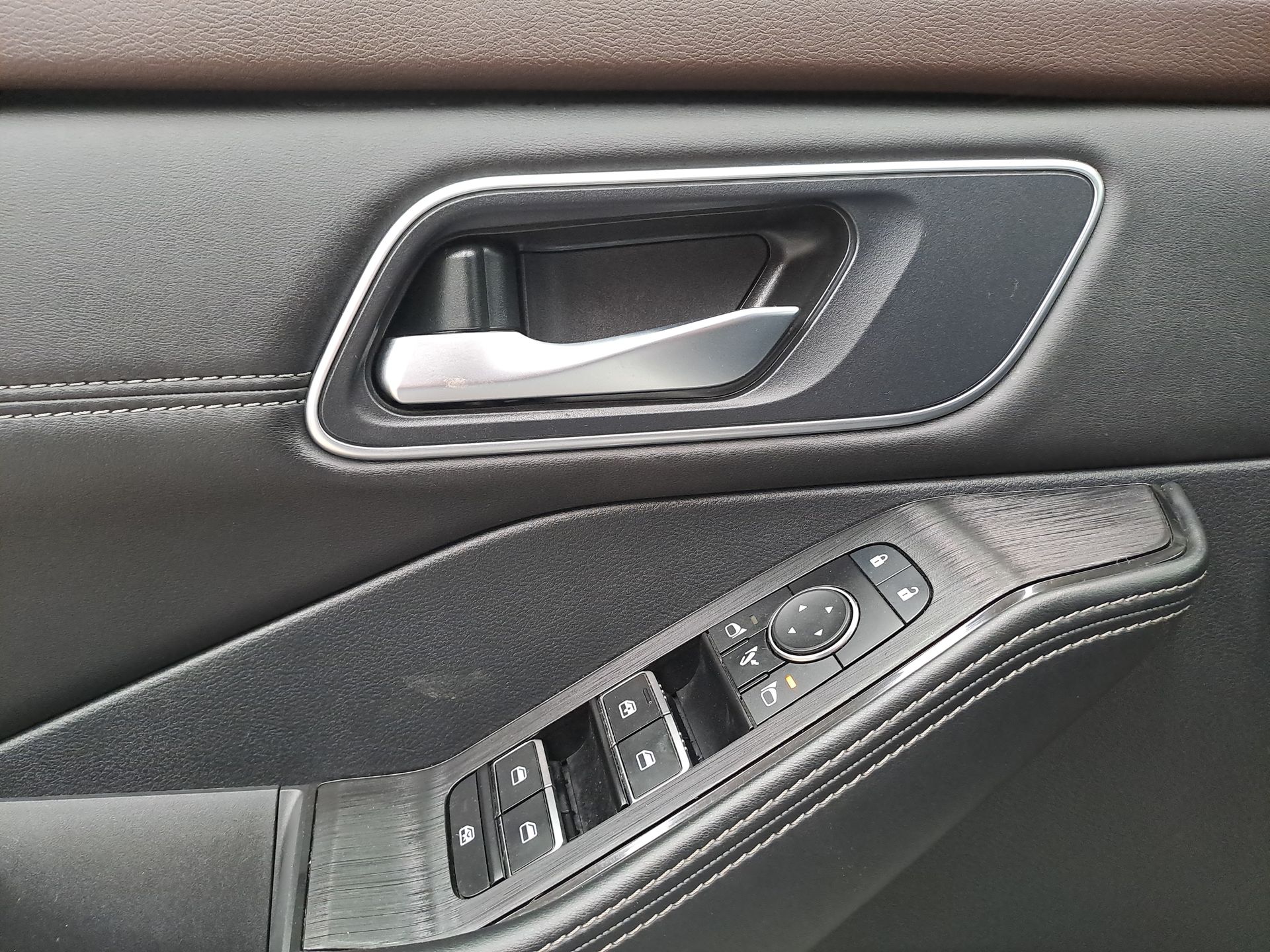 2023 Nissan X-TRAIL PLATINUM E-POWER 2 ROW 23