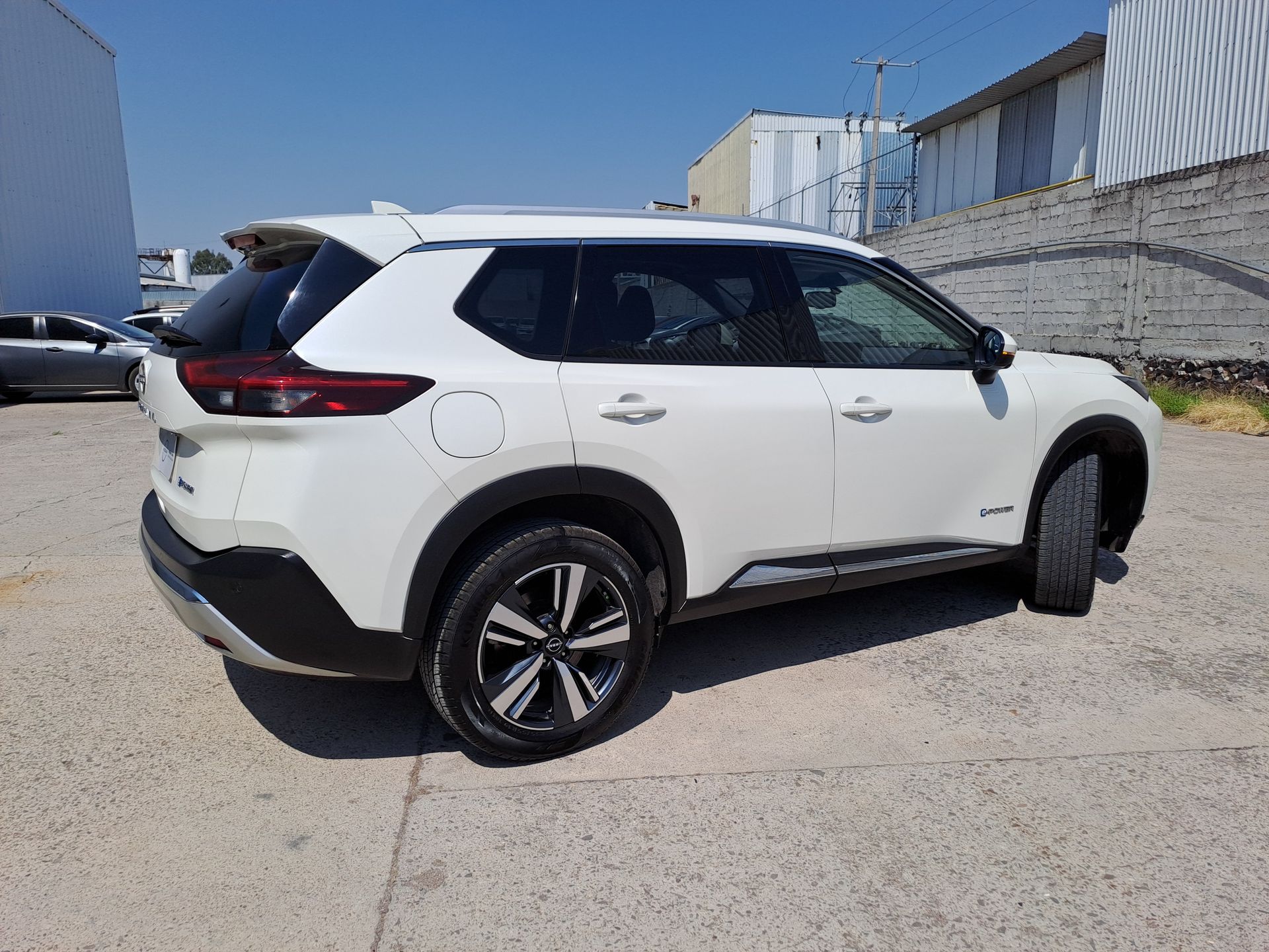 2023 Nissan X-TRAIL PLATINUM E-POWER 2 ROW 23