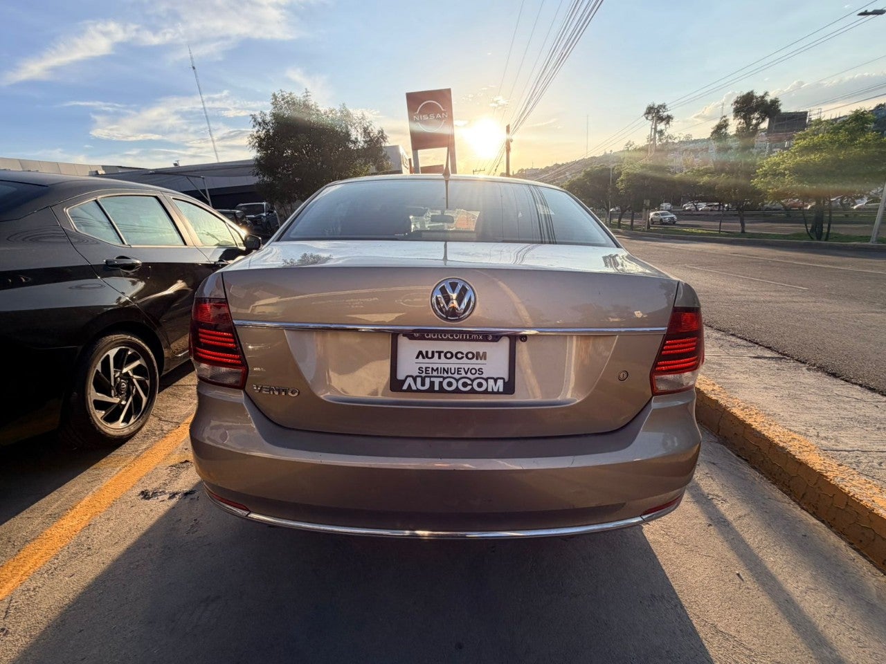 2018 Volkswagen VENTO COMFORTLINE STD.