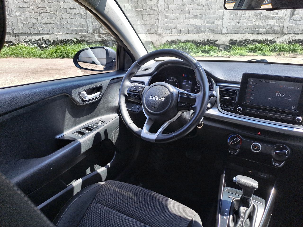 2022 Kia RIO LX TM