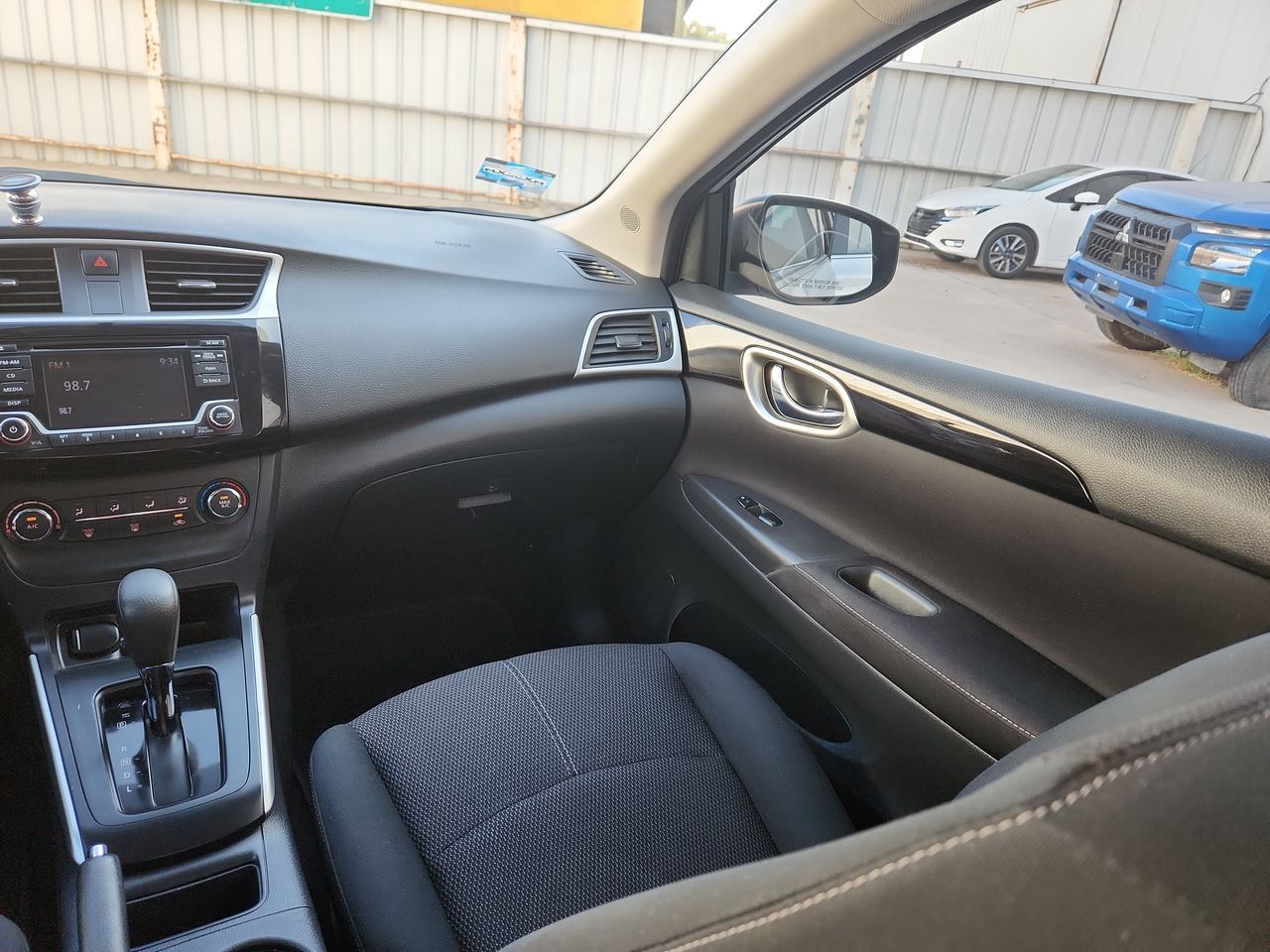 2017 Nissan SENTRA ADVANCE CVT