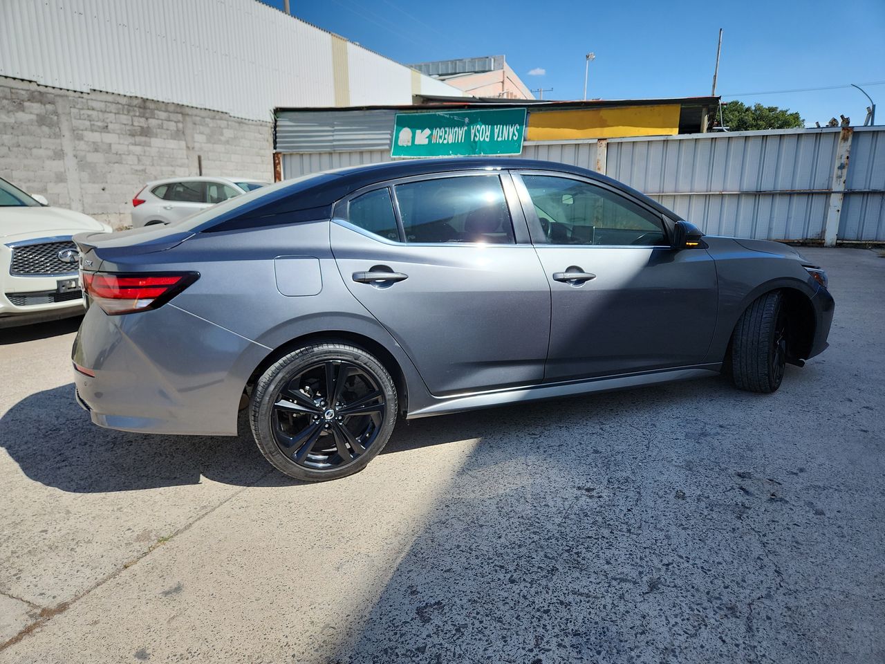 2021 Nissan SENTRA SR BITONO CVT 21