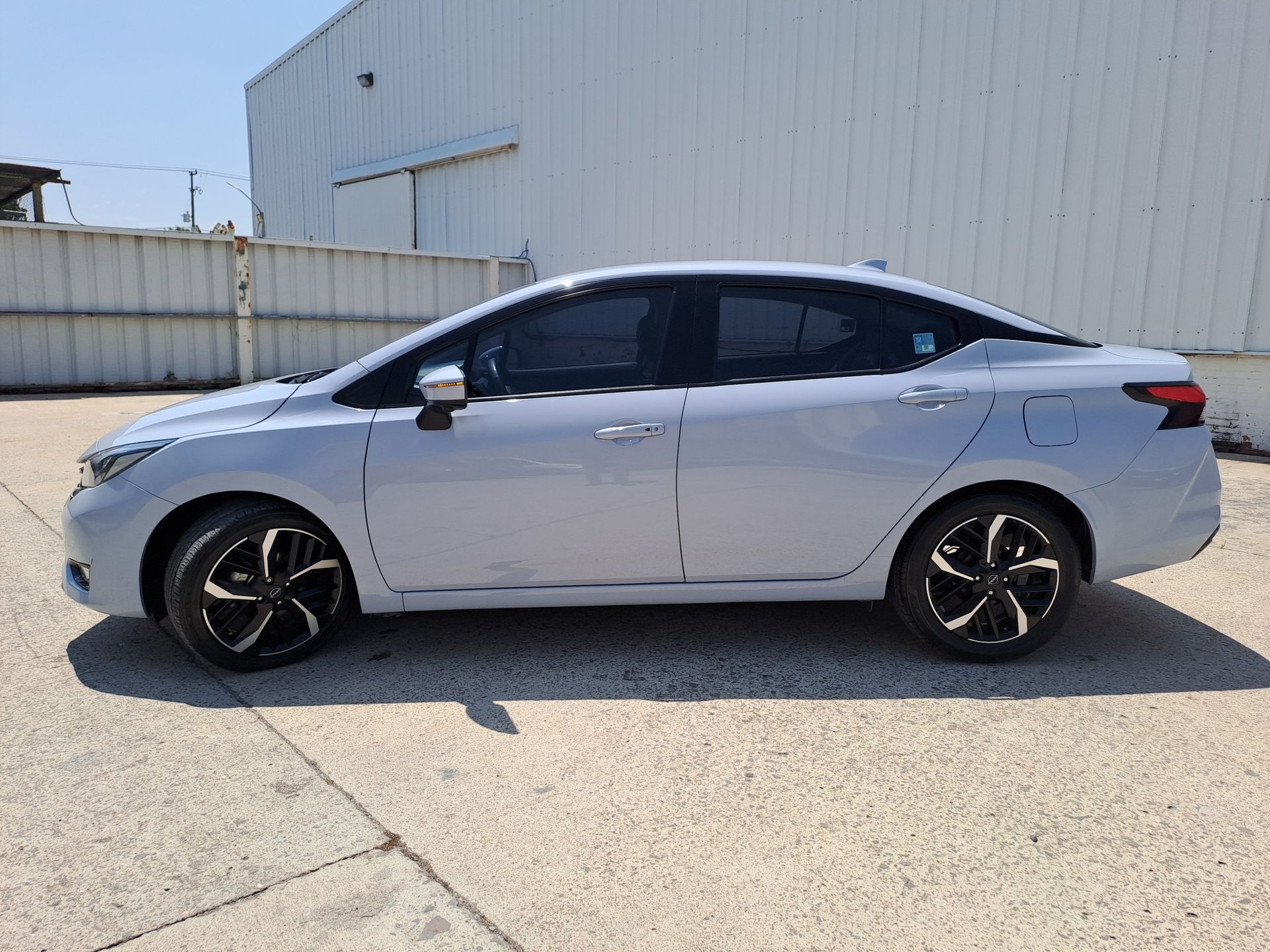 2023 Nissan VERSA SENSE CVT 23