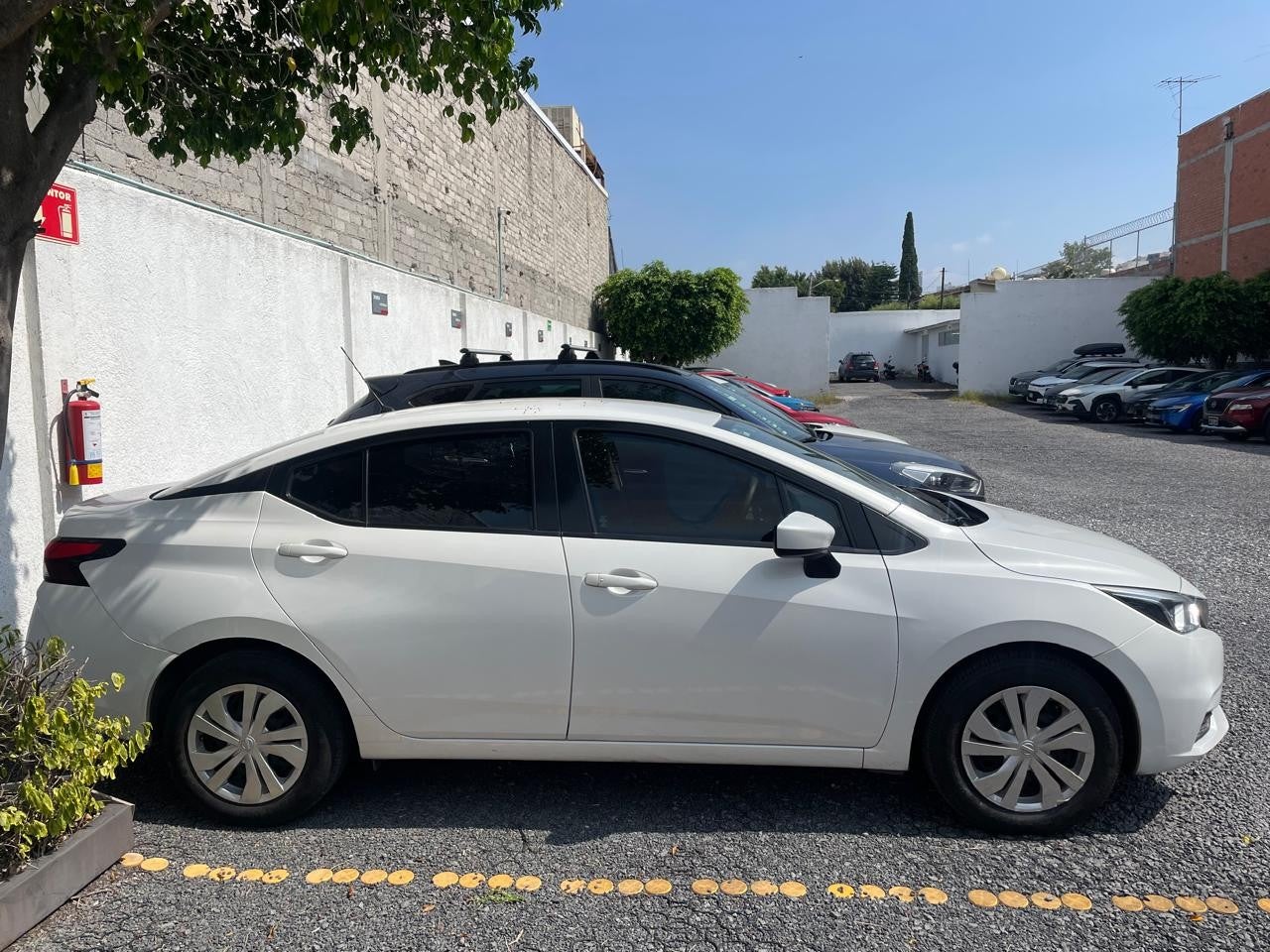 2020 Nissan VERSA SENSE CVT