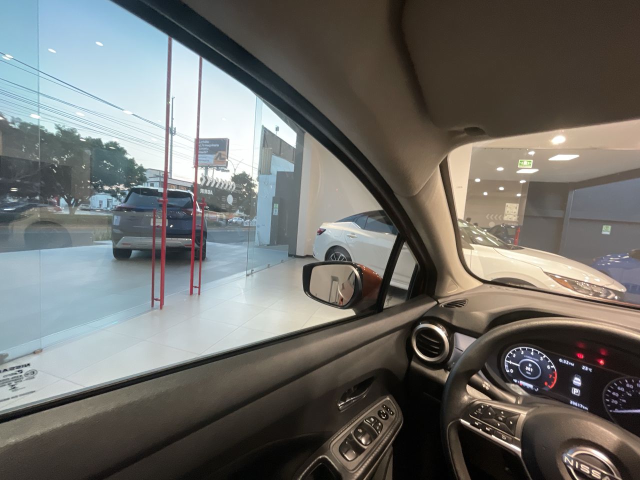 2023 Nissan VERSA ADVANCE CVT 23