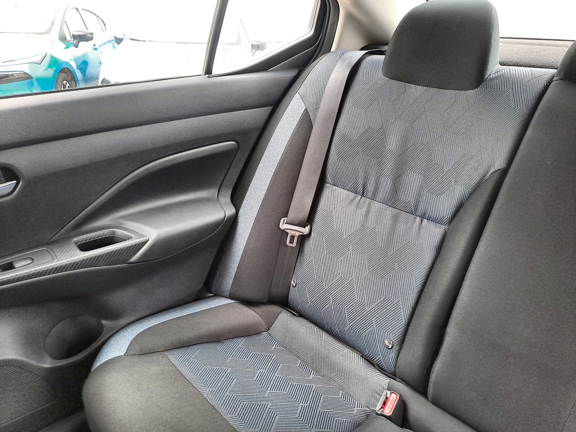 2025 Nissan VERSA ADVANCE MT 25