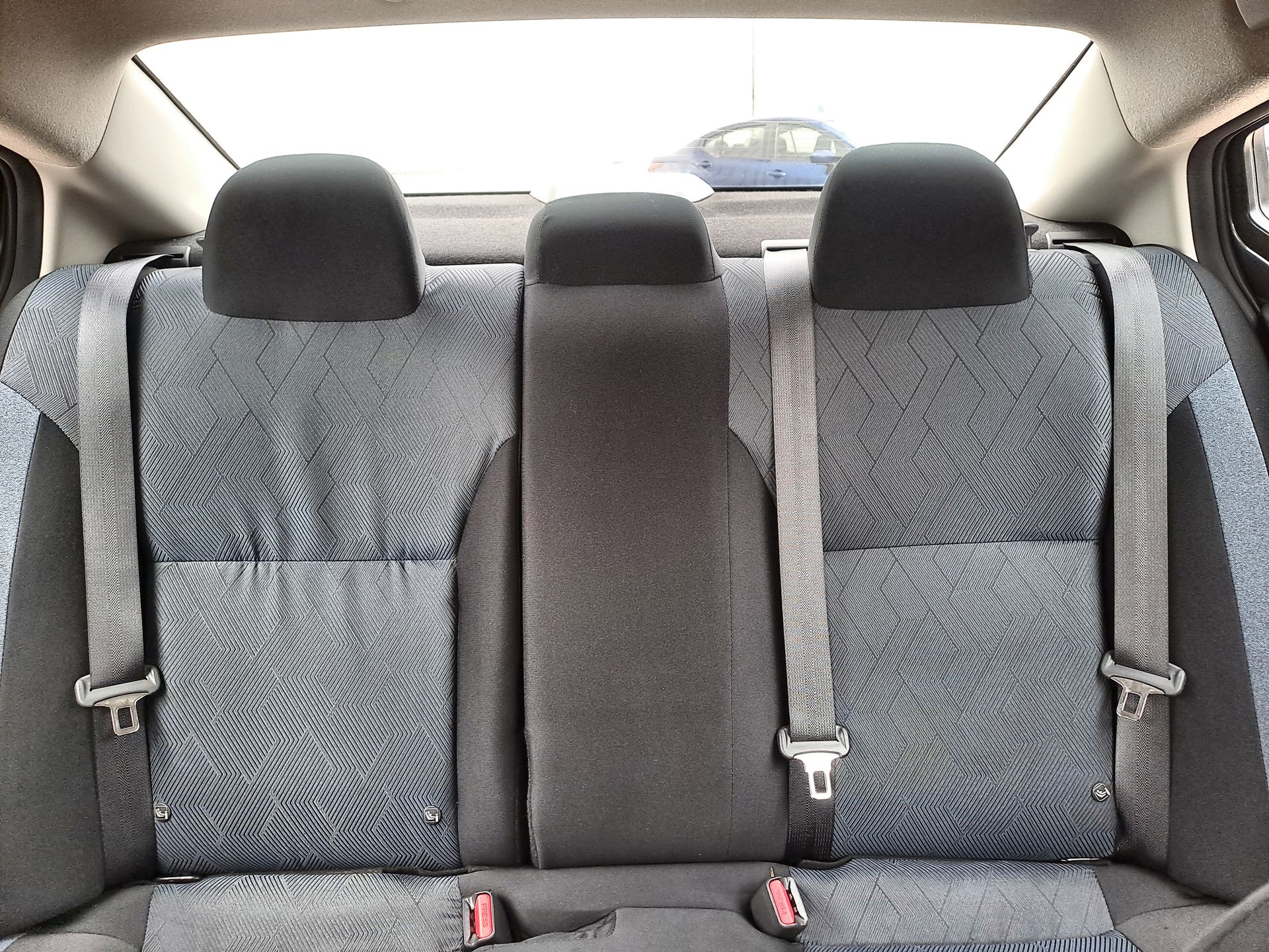 2025 Nissan VERSA ADVANCE MT 25