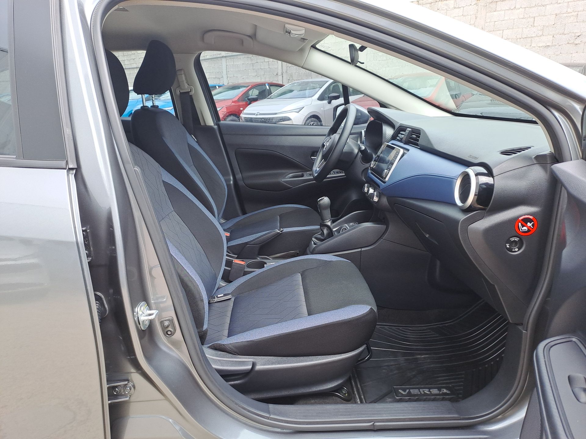 2025 Nissan VERSA ADVANCE MT 25