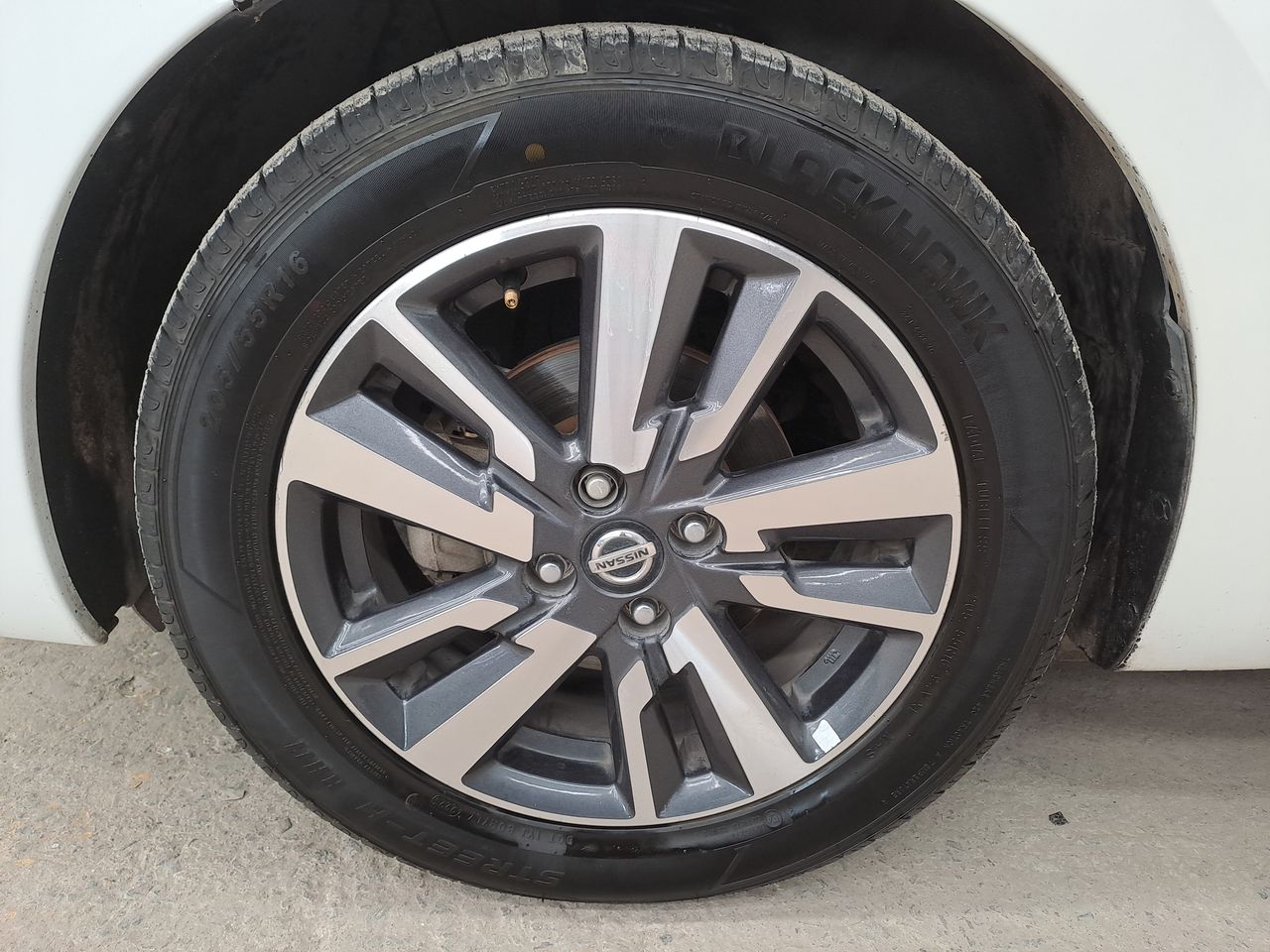 2020 Nissan VERSA ADVANCE CVT