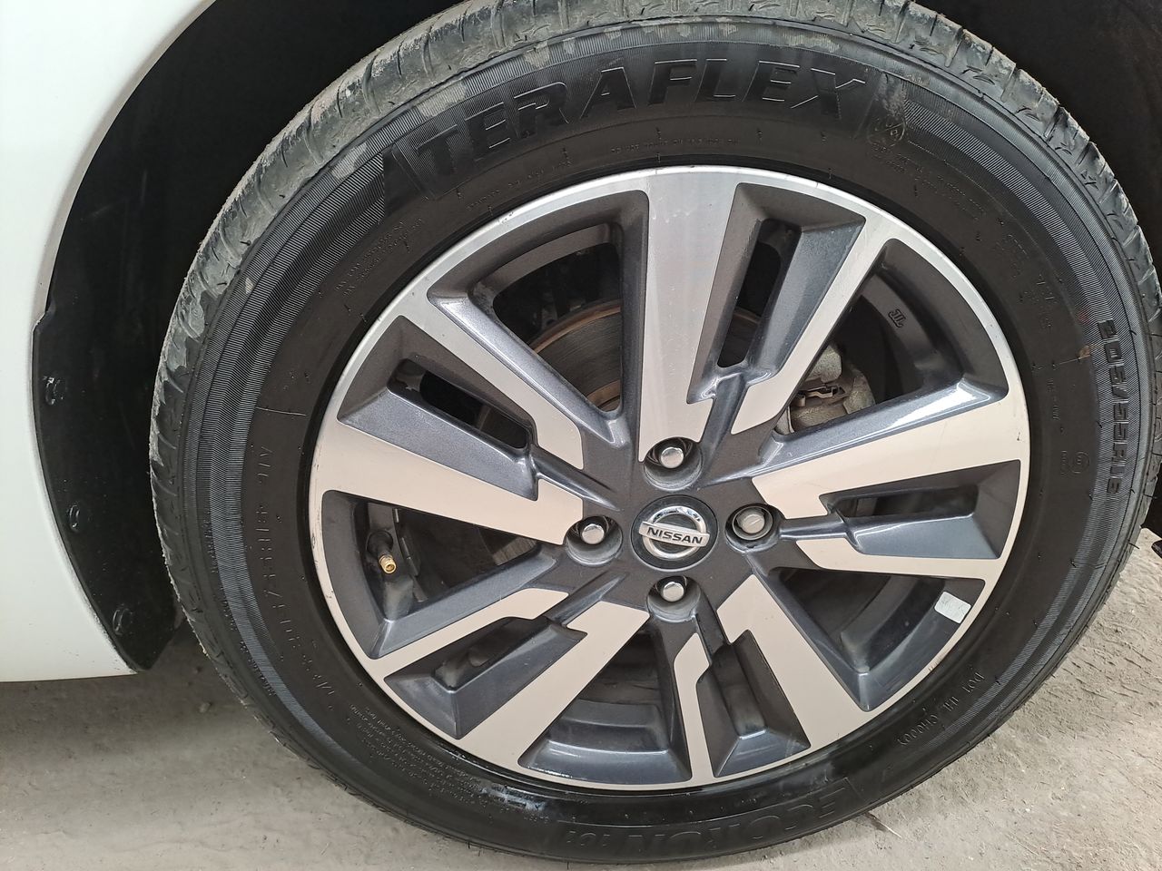 2020 Nissan VERSA ADVANCE CVT