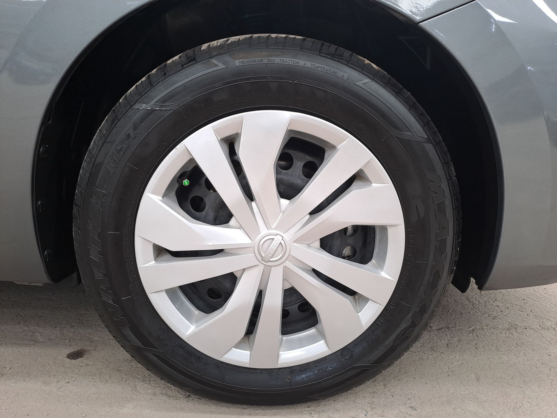2024 Nissan VERSA SENSE MT 24
