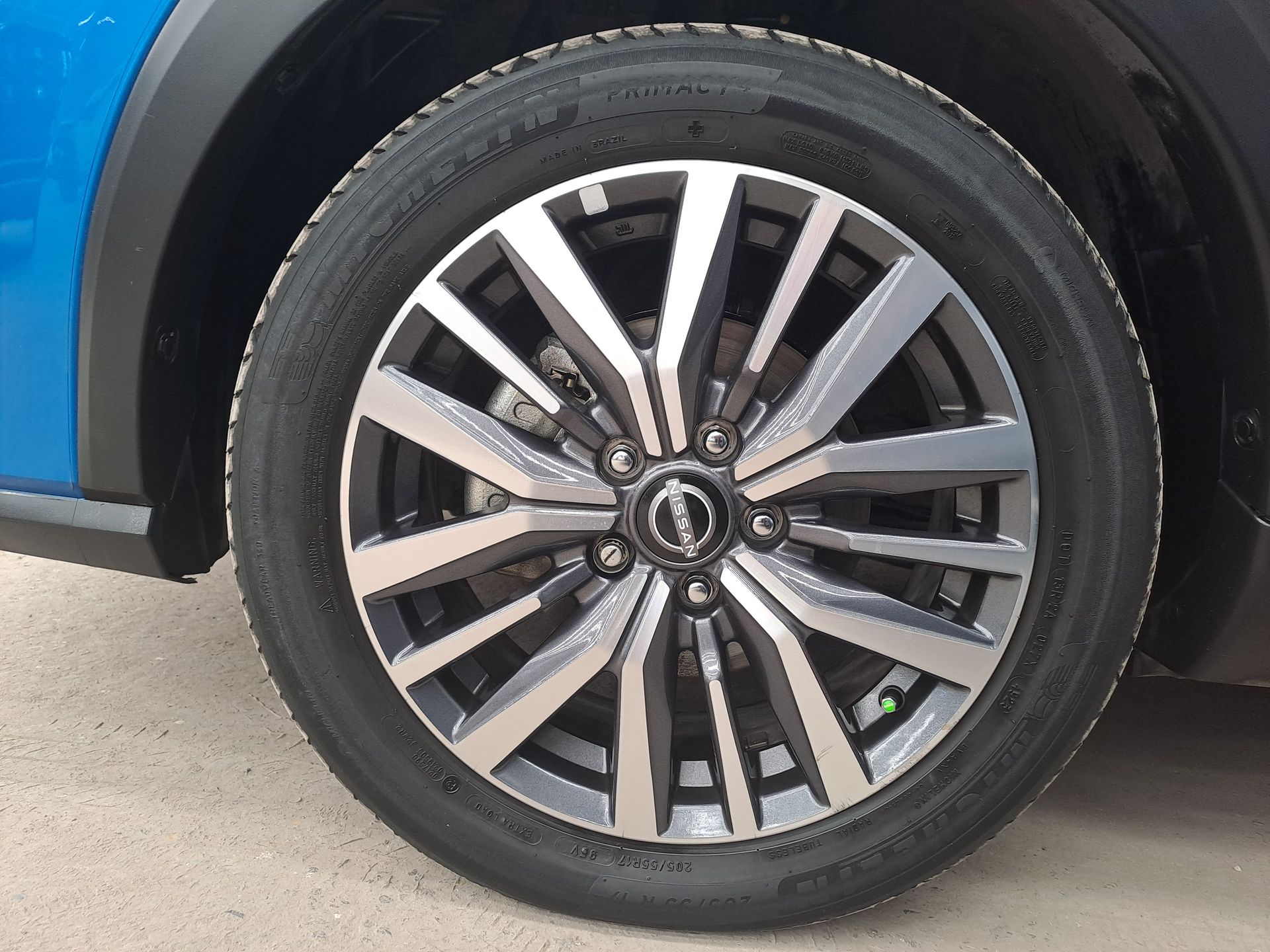 2024 Nissan KICKS PLATINUM BI-TONO 1.6 LTS CVT 24