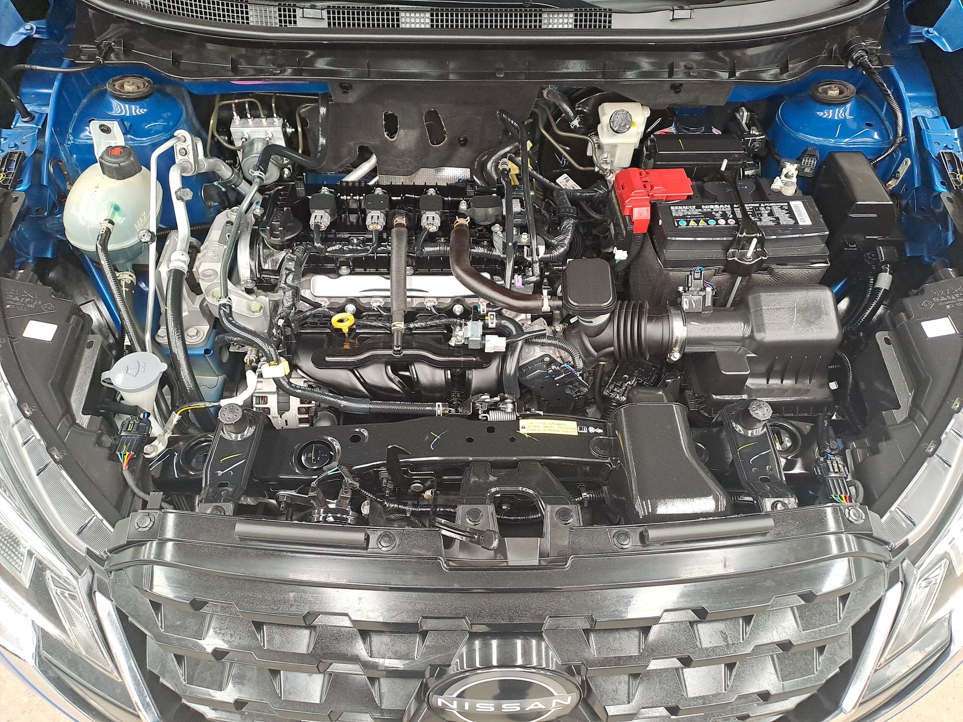 2024 Nissan KICKS PLATINUM BI-TONO 1.6 LTS CVT 24