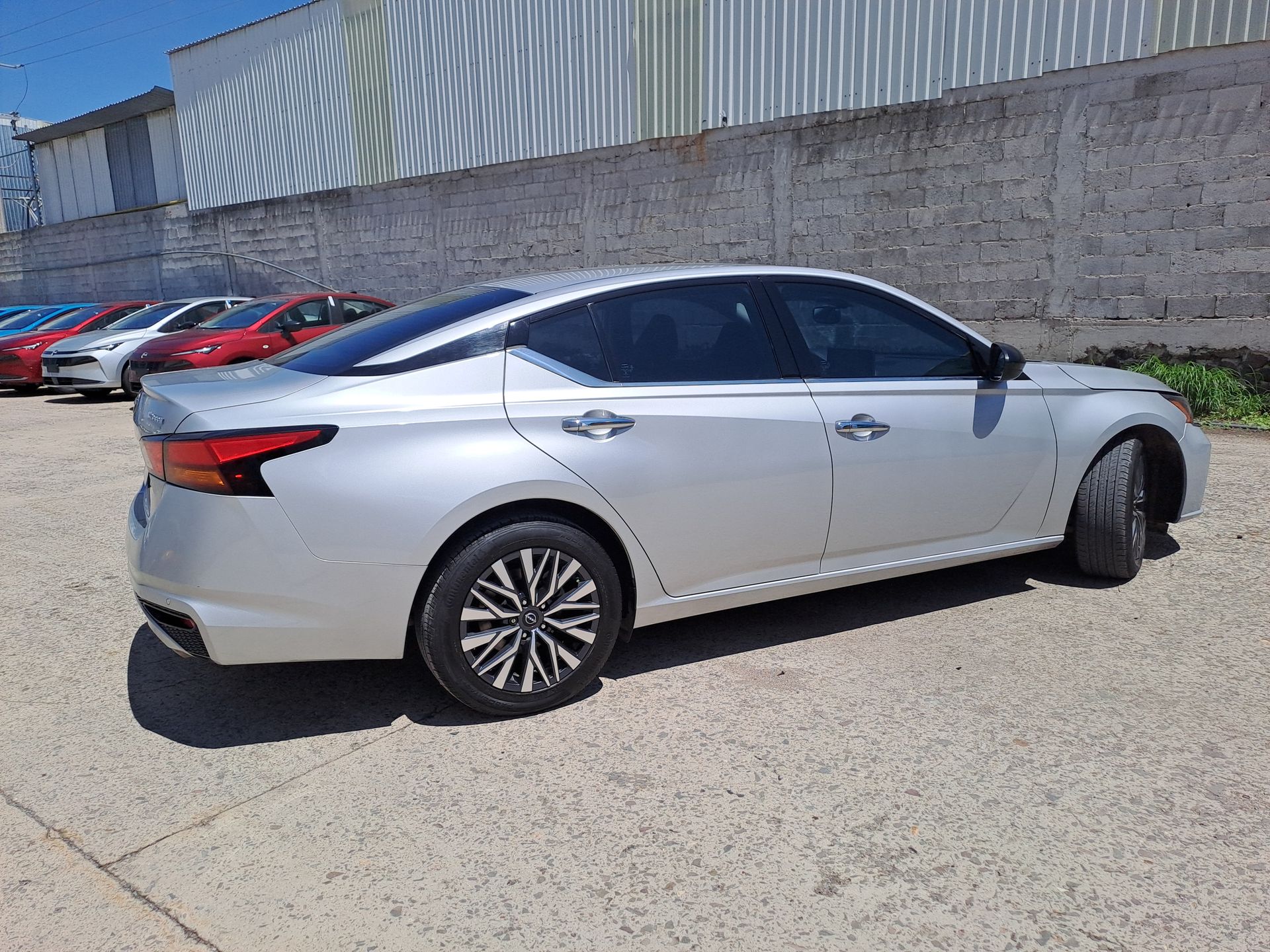 2023 Nissan ALTIMA ADVANCE CVT 23