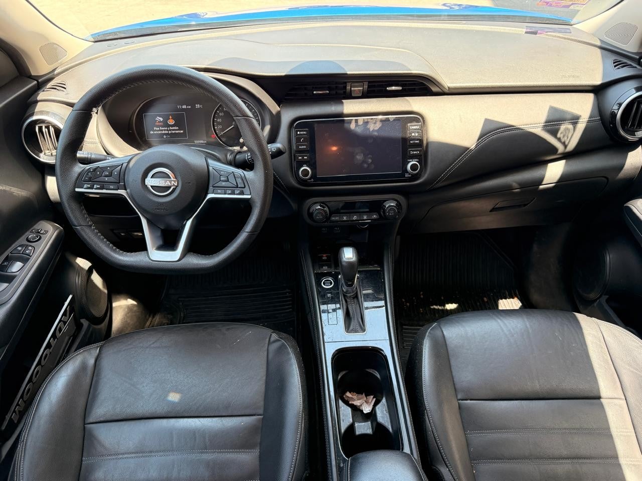 2024 Nissan KICKS KICKS PLATINUM CVT NEGRO BI-TONO