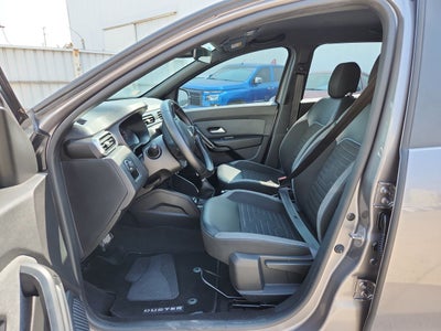 2023 RENAULT DUSTER ICONIC CVT