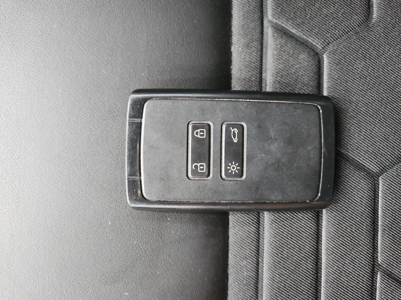 2023 RENAULT DUSTER ICONIC CVT