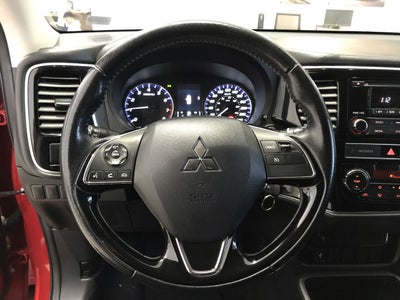 2019 Mitsubishi OUTLANDER ES